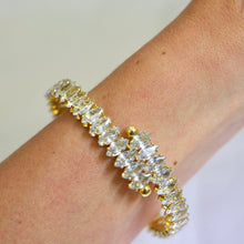 Load image into Gallery viewer, Reluxe Vintage Gold Crystal Bling Bracelet
