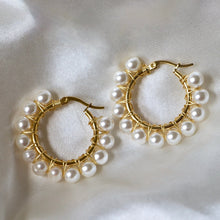 Load image into Gallery viewer, Reluxe Vintage Pearl Wrapped Hoops
