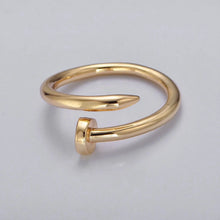 Load image into Gallery viewer, Reluxe Vintage Spiral Nail Ring
