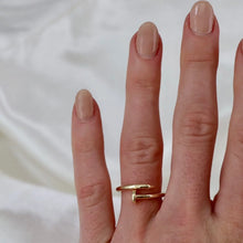 Load image into Gallery viewer, Reluxe Vintage Spiral Nail Ring

